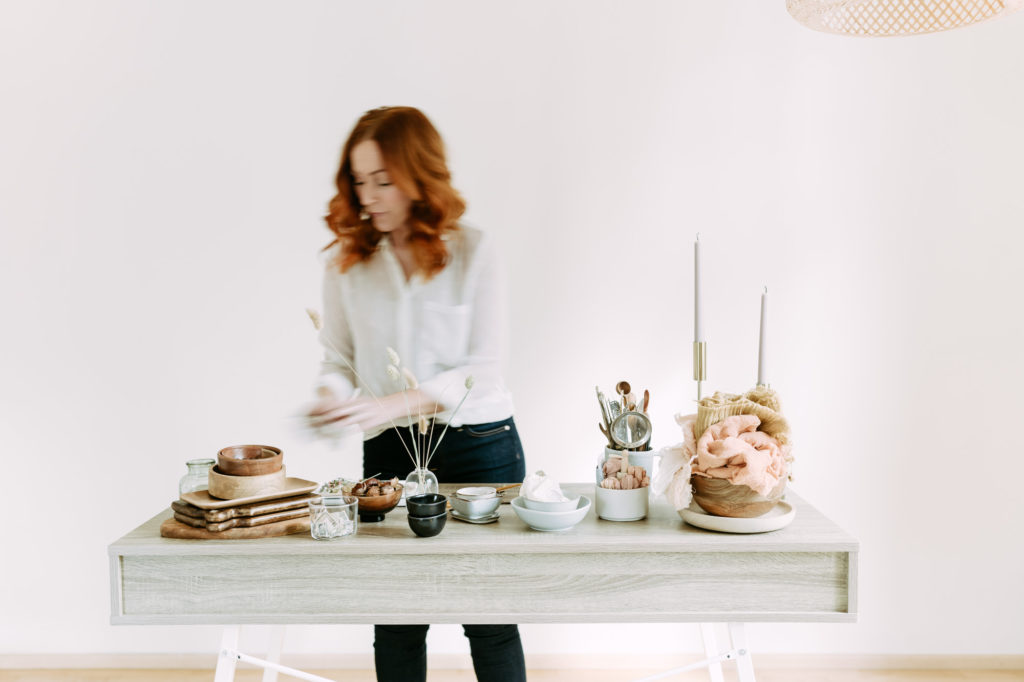 stailatut tuotekuvat, valokuvauksen suunnittelu yritykselle, yrityksen brändikuvat