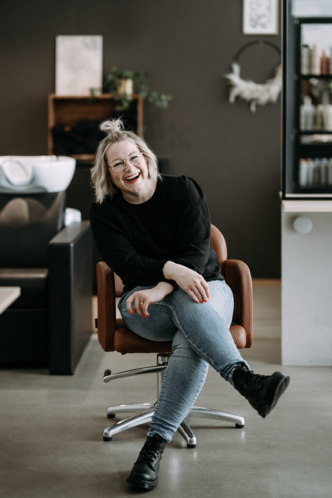 kampaaja valokuvaus, brändikuvaus kampaaja